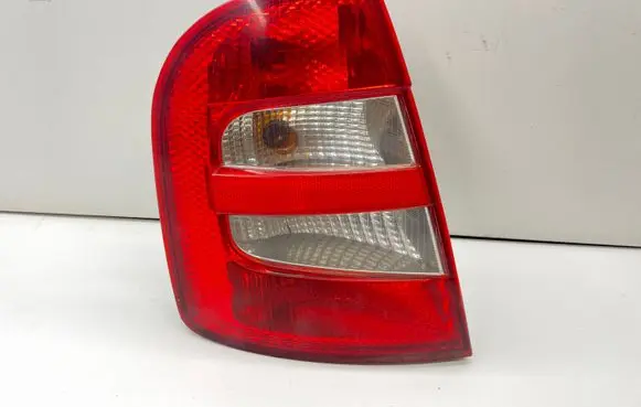 Skoda Fabia Mk1 (6Y) Rear/tail lights