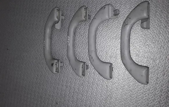 Volkswagen Polo V 6R A set of handles for the ceiling 