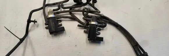 Volkswagen Sharan Turbo solenoid valve 1J0906627 72290320 01T289