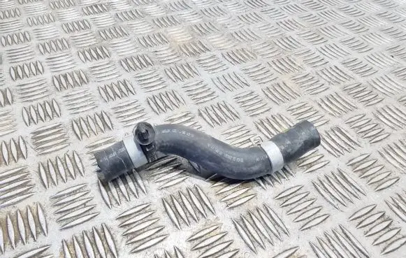 Hyundai Kona I Engine coolant pipe/hose