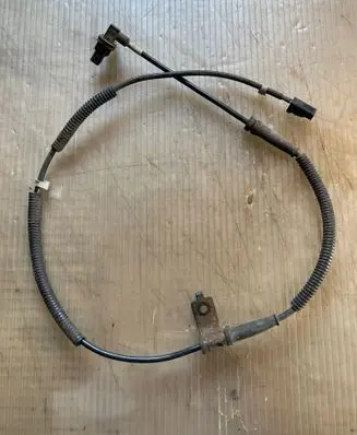 Hyundai Santa Fe ABS brake wheel speed sensor 956702B000