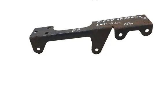 Iveco Daily 40.8 Intercooler pipe mounting bracket 