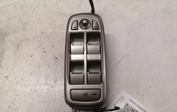 Jaguar XF X250 Electric window control switch AX2314540AA 10W332