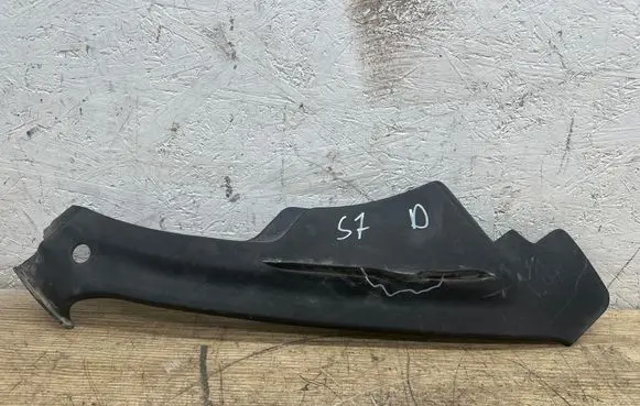 Audi A7 S7 4G Under headlight/headlamp trim 4G8805286C