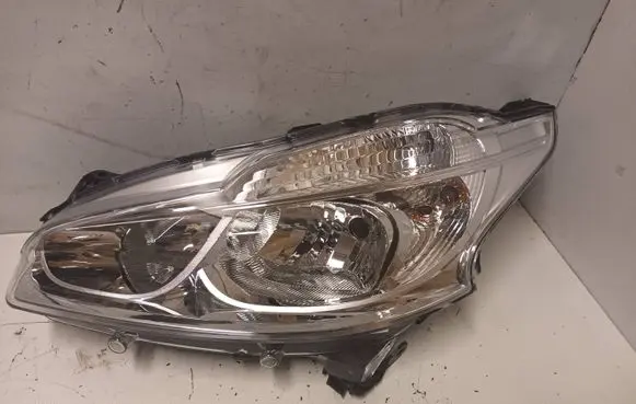 Peugeot 208 Headlight/headlamp 044744