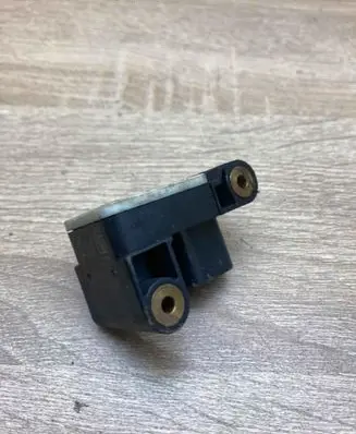 BMW X1 E84 Airbag deployment crash/impact sensor 6911003 0285003900