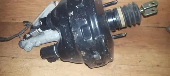 Mercedes-Benz C W203 Brake booster a0054304730 03794920014