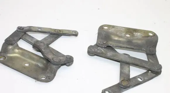 Porsche 928 Engine bonnet/hood hinges