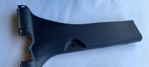 Honda CR-V (B) pillar trim (bottom) 84121SWAJM1 84121SWAJ