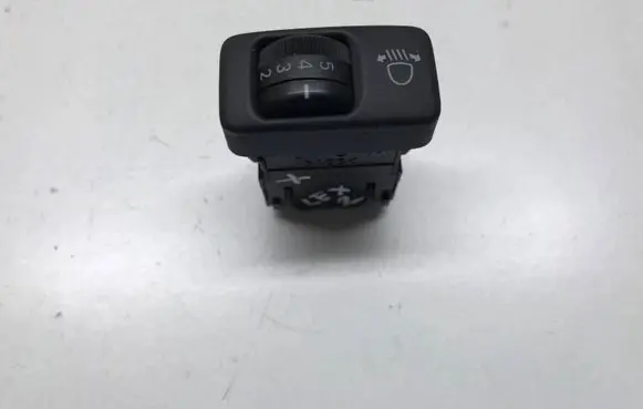 Lexus IS 220D-250-350 Headlight level height control switch