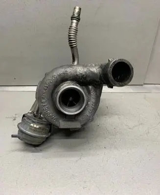 Audi A4 S4 B5 8D Turbo 3S03031 059145750