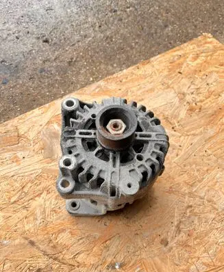 BMW X5 E70 Generator/alternator 12317561002 24058B11397P25 7561002