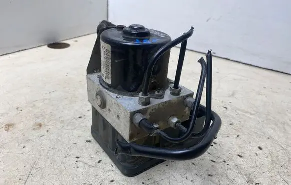 Volvo V50 ABS Pump 30736588 4N512C405EC 10020601604