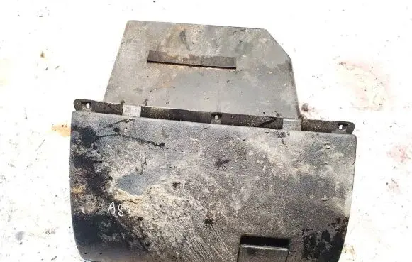 Opel Astra G Glove box 90561334 50047