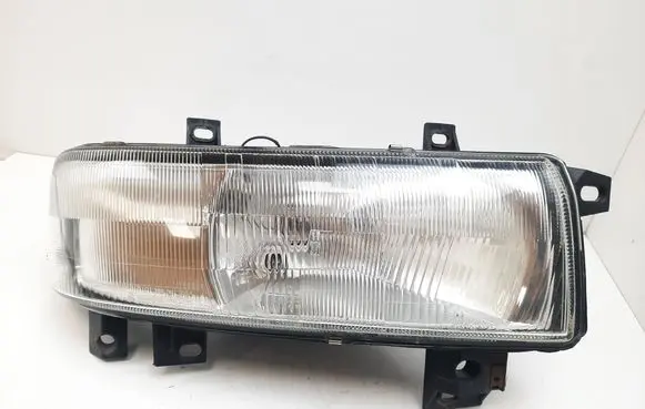 Renault Master II Headlight/headlamp 7701044520F