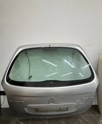 Citroen Xsara Picasso Tailgate/trunk/boot lid