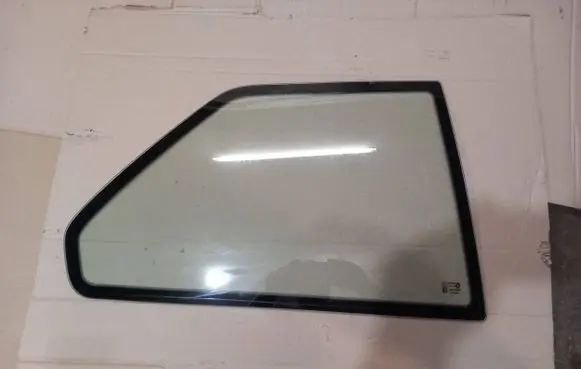 Renault 19 Rear side window 43R00048