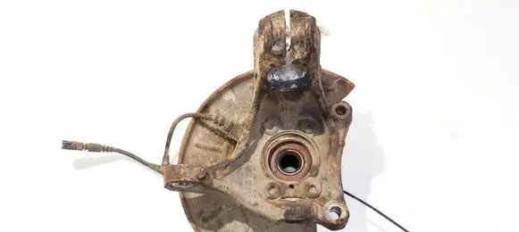 Volkswagen PASSAT B6 Front wheel hub