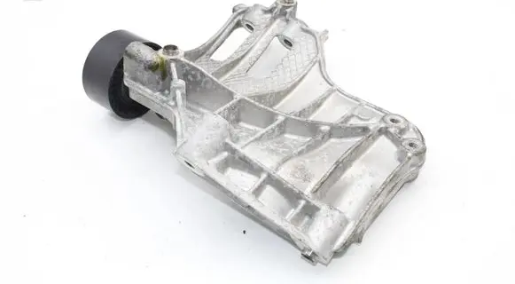 BMW M4 F82 F83 A/C compressor mount bracket 7585167