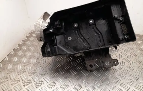 Nissan Juke II F16 Battery tray 648945022R