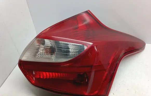 Ford Focus Rear/tail lights BM5113404A BM5113404B 0374D