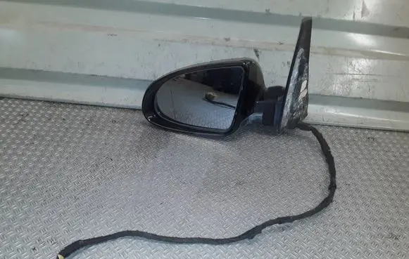 Audi A2 Front door electric wing mirror E9011024 E9021024