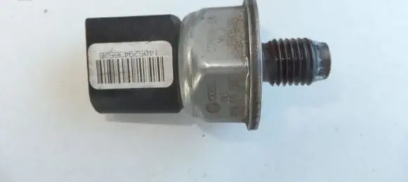 Fuel pressure sensor