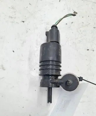 Skoda Fabia Mk1 (6Y) Windscreen/windshield washer pump 1T0955651A