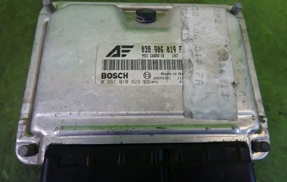Ford Galaxy Engine control unit/module 038906019F