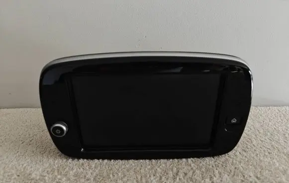 Radio/CD/DVD/GPS head unit