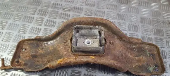 Ford Scorpio Engine mount bracket 85gb6068aa 85gb-6068-aa
