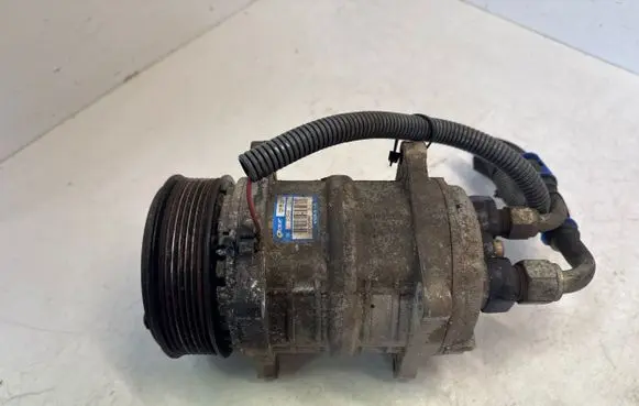 Mercedes-Benz Sprinter W907 W910 Air conditioning (A/C) compressor (pump) 03935853