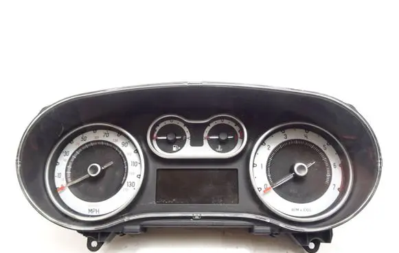 Fiat 500L Radio/CD/DVD/GPS head unit 51913544 A2C31312401 160213