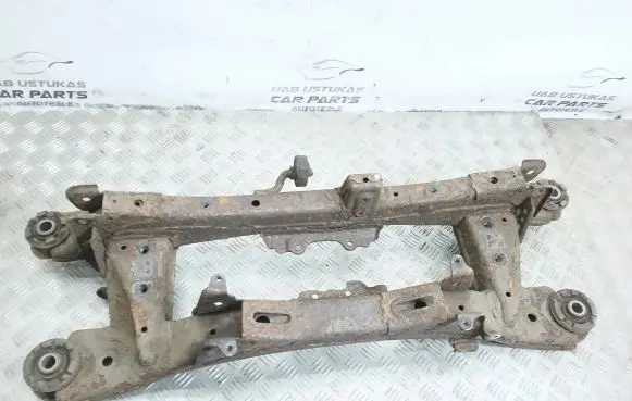 Toyota Avensis T270 Rear subframe 