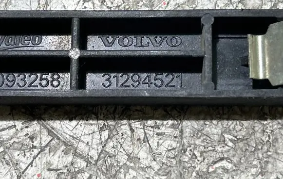 Volvo V60 Headlight/headlamp mounting bracket 31294521 93258