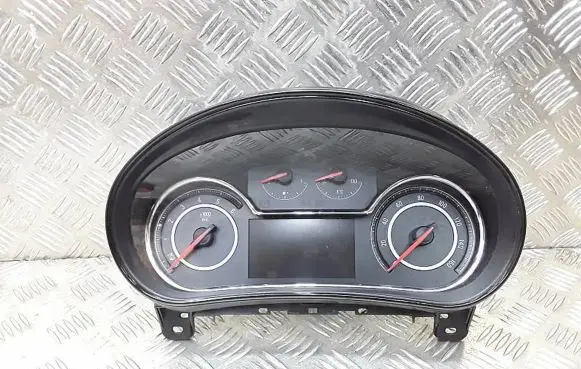 Speedometer (instrument cluster)