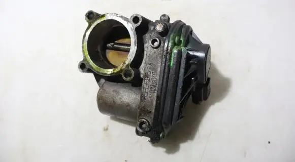 Ford Focus Engine shut-off valve 