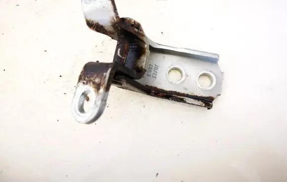 Toyota Aygo AB10 Front door upper hinge
