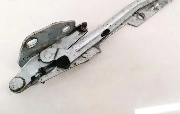 Audi A6 S6 C4 4A Tailgate/trunk/boot hinge