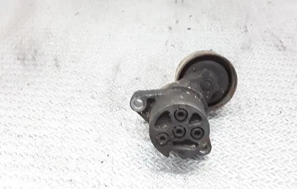 Mazda 6 Generator/alternator belt tensioner