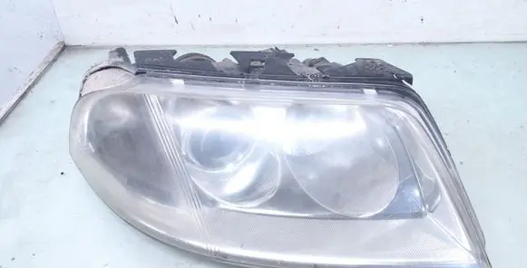 Volkswagen PASSAT B5.5 Headlight/headlamp 3B0941016AP