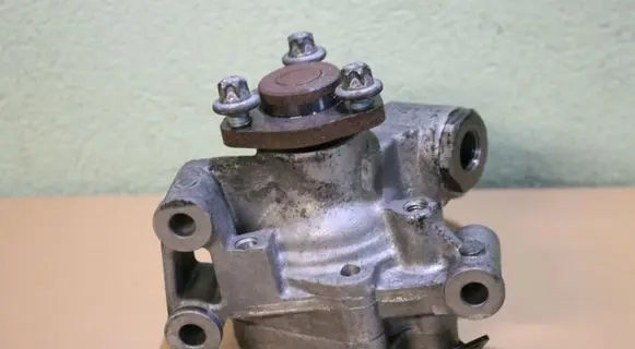 Mercedes-Benz C W203 Power steering pump A0044661301