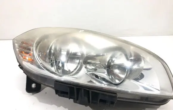 Fiat Linea Headlight/headlamp 51826738