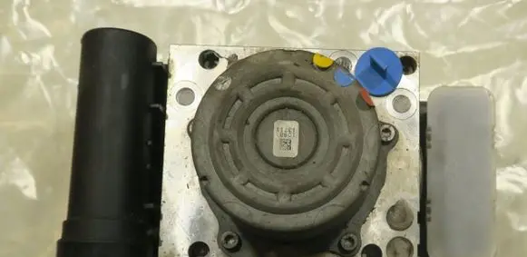 Mercedes-Benz S W223 Air suspension compressor/pump A2239014414 A2233200804 A2233200904