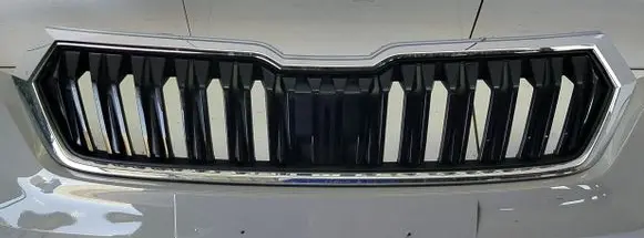 Skoda Karoq Front bumper upper radiator grill 57A853653G