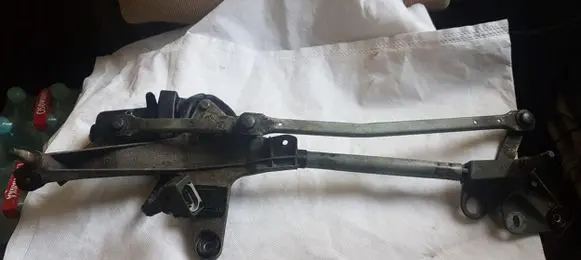 Renault Laguna I Front wiper linkage 7700821937