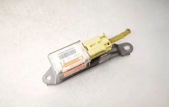 Subaru Legacy Airbag deployment crash/impact sensor 98236ag000 187900-0690