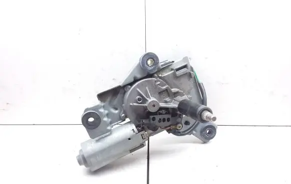 Mitsubishi Carisma Rear window wiper motor 0390206517