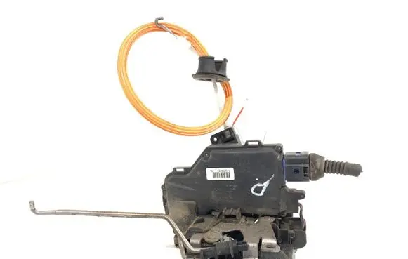 Audi A3 S3 8P Front door lock 4E1837016