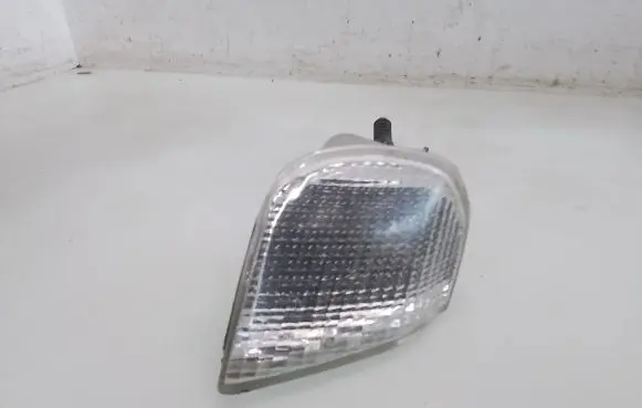 Alfa Romeo 145 - 146 Front indicator light